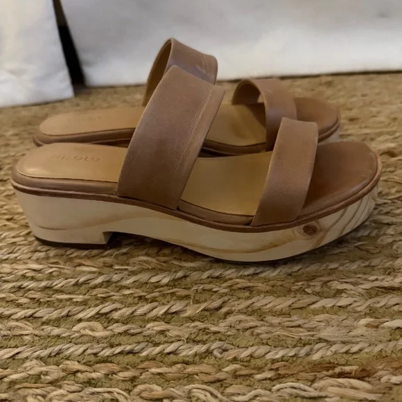 Nisolo Ellie All Day Clog Sandals 6 - Picture 4 of 8